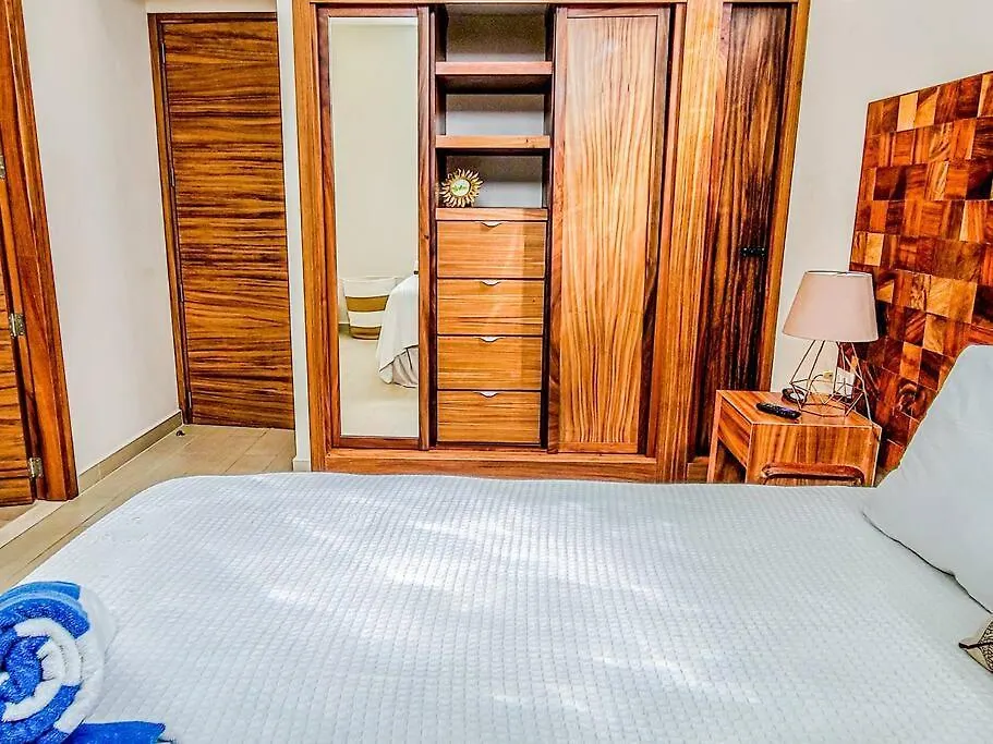 Hermoso Tranquilo Y Acogedor Condo Moderno Playa del Carmen Mexiko